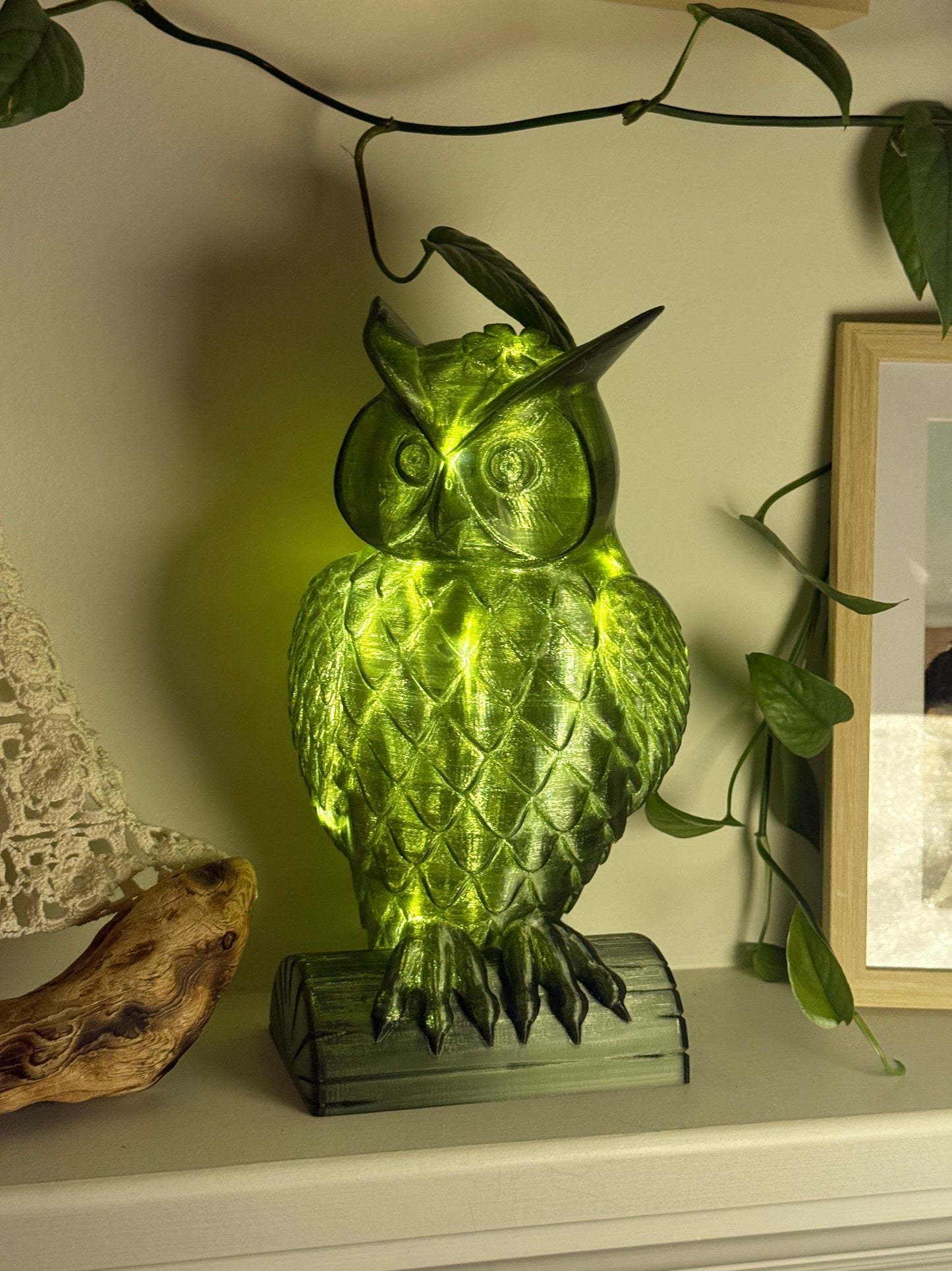 Lady Owl Fairy Light, Magical Animal Statue Lamp, Home Decor, Woodland Theme, 3D Printed